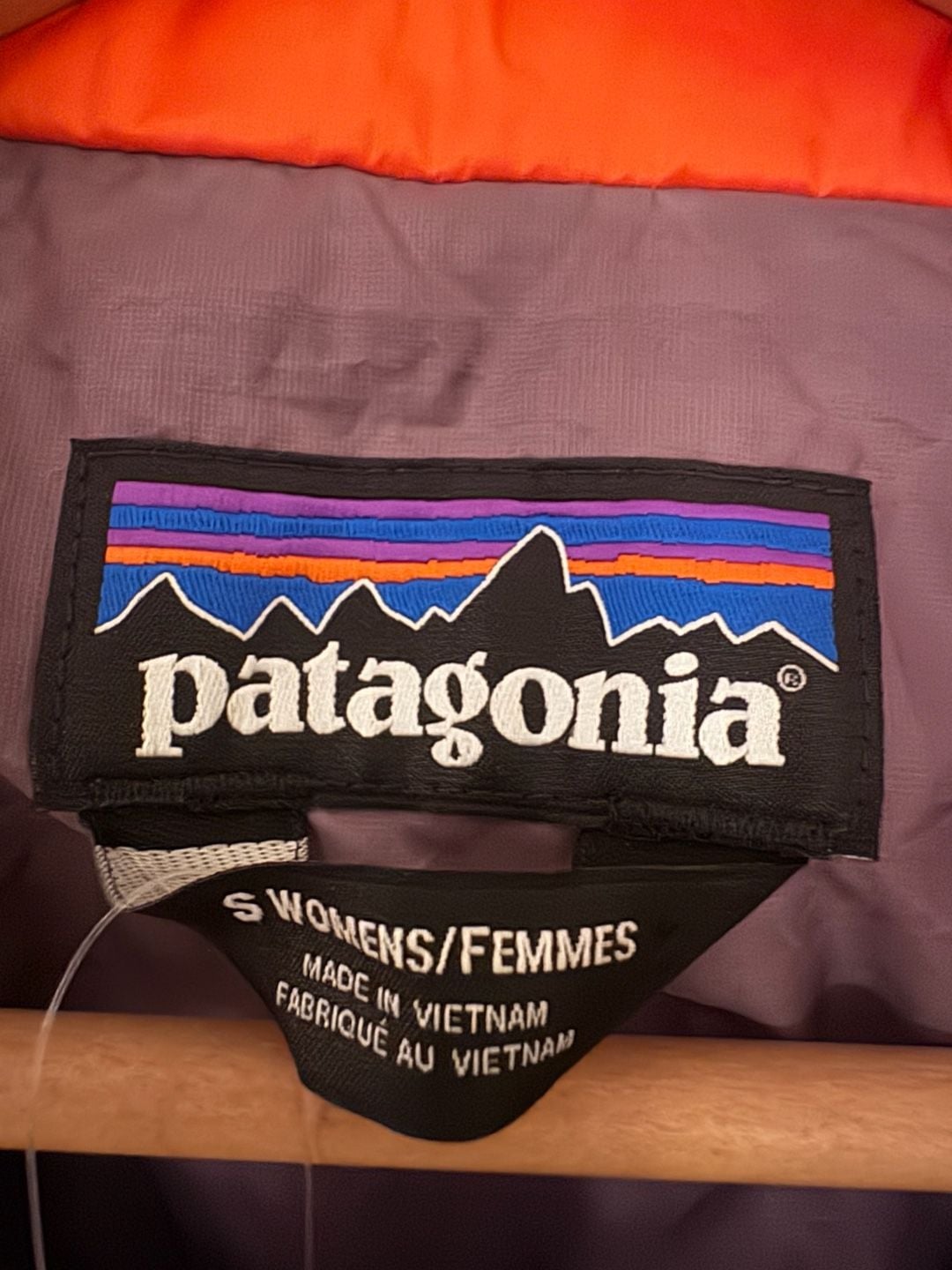 Patagonia Nano Puff Vest Women’s Size S Mango Red Quilted New With Tags 7