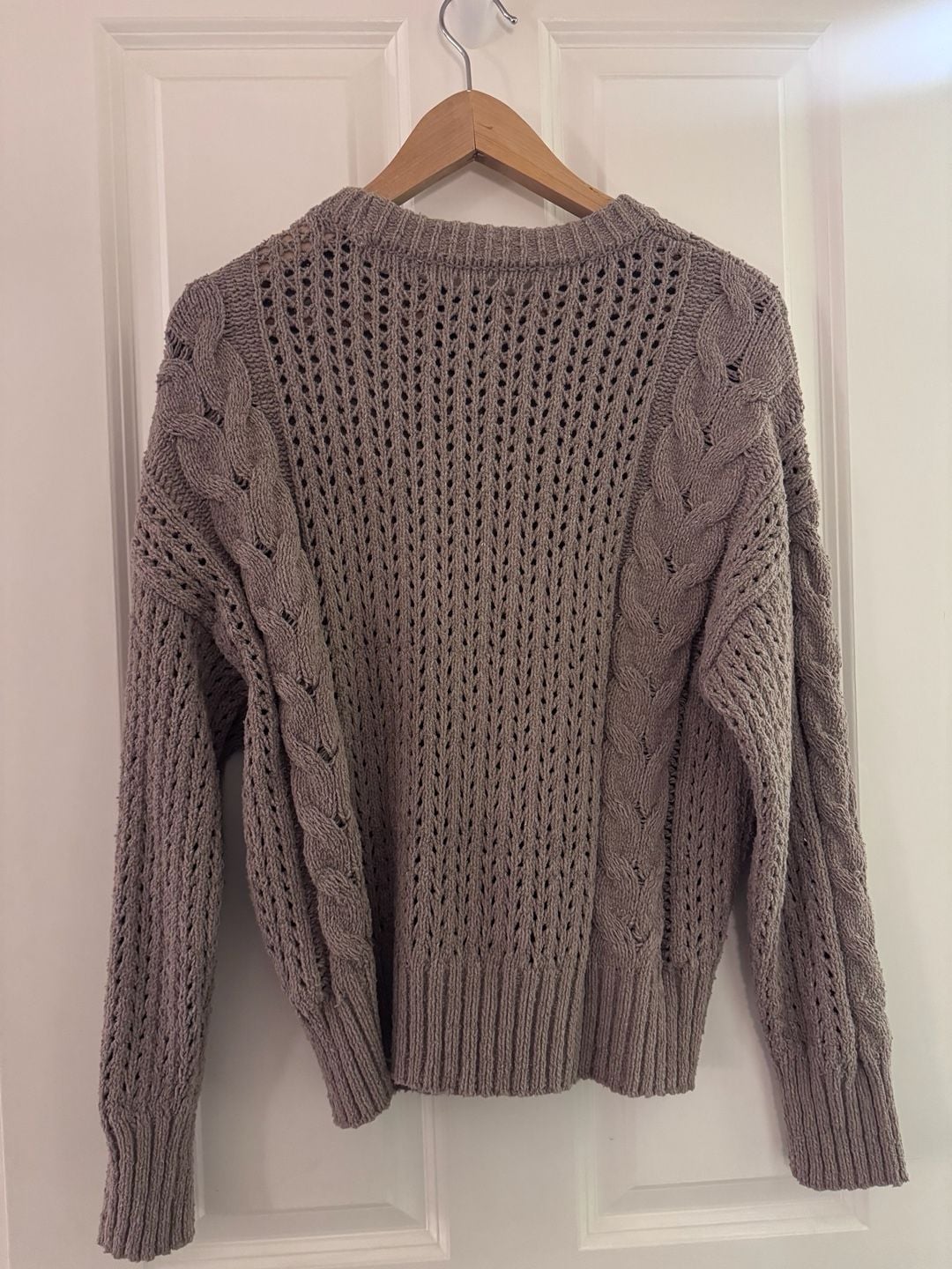 Abercrombie & Fitch Cable Knit Crewneck Sweater Size M Taupe Pullover 5
