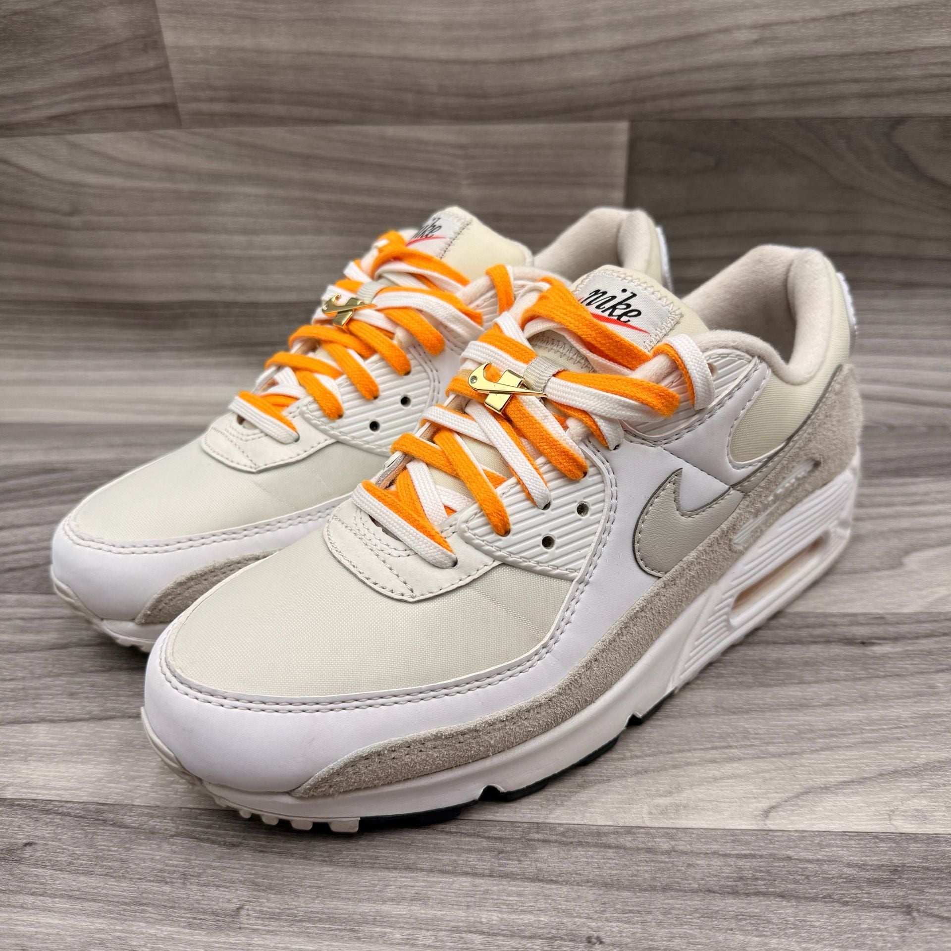 Nike Air Max 90 SE First Use White University Gold DA8709-100 Womens 9.5
 8
