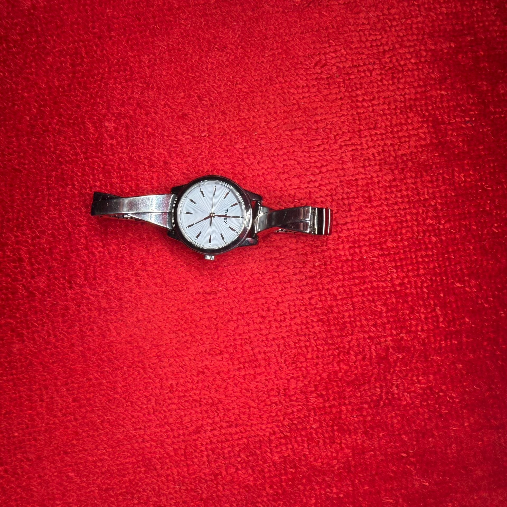 Timex Women's Stretch Bangle Watch 2
