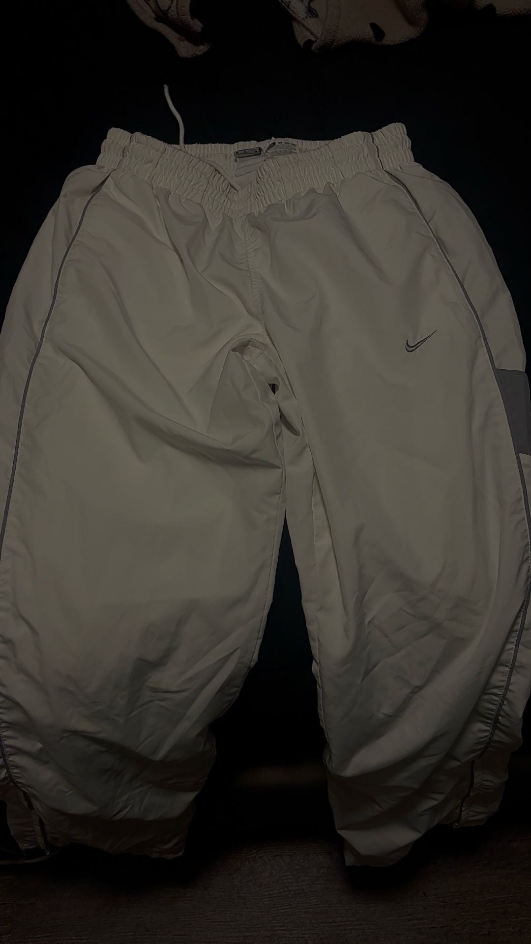 Nike Track Pants Size M White Nylon Lined Joggers 1