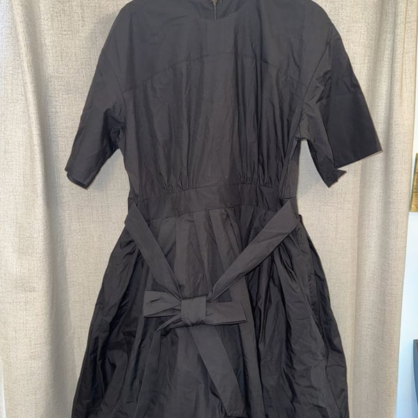 Scoop The Devil Wears Prada Poplin Dress Size 16 Black