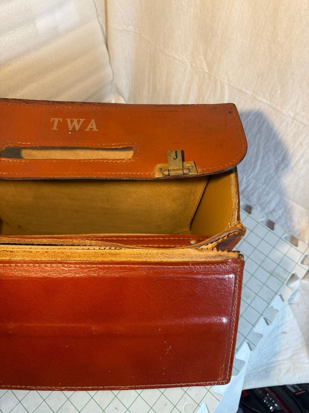 TWA Vintage Leather Pilot Flight Bag Briefcase Brown Luggage 9