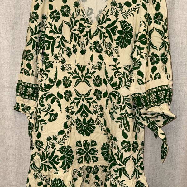 Time and Tru A-Line Border Print Mini Dress Size S Green