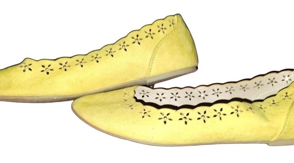 Xappeal Andie Flat Size 9 Yellow Suedette Floral Cutout Shoes 3