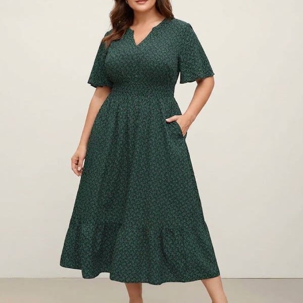 BloomChic plus size 26 4x Geometric Waist Cinched Tiered Dress with pockets 