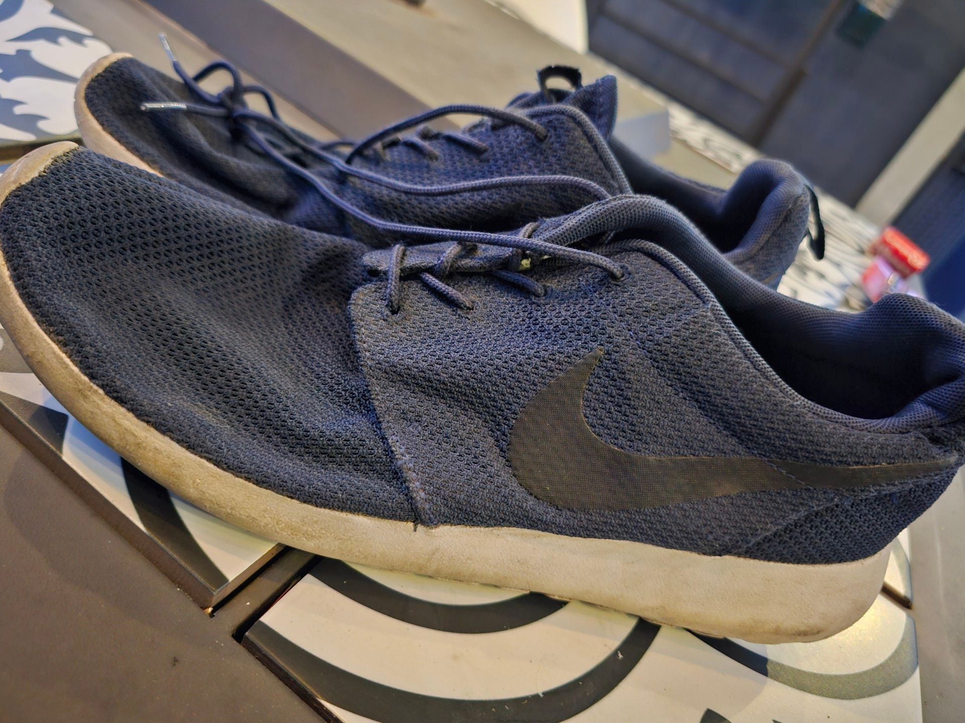 Nike Roshe Run Midnight Navy Sneakers 2