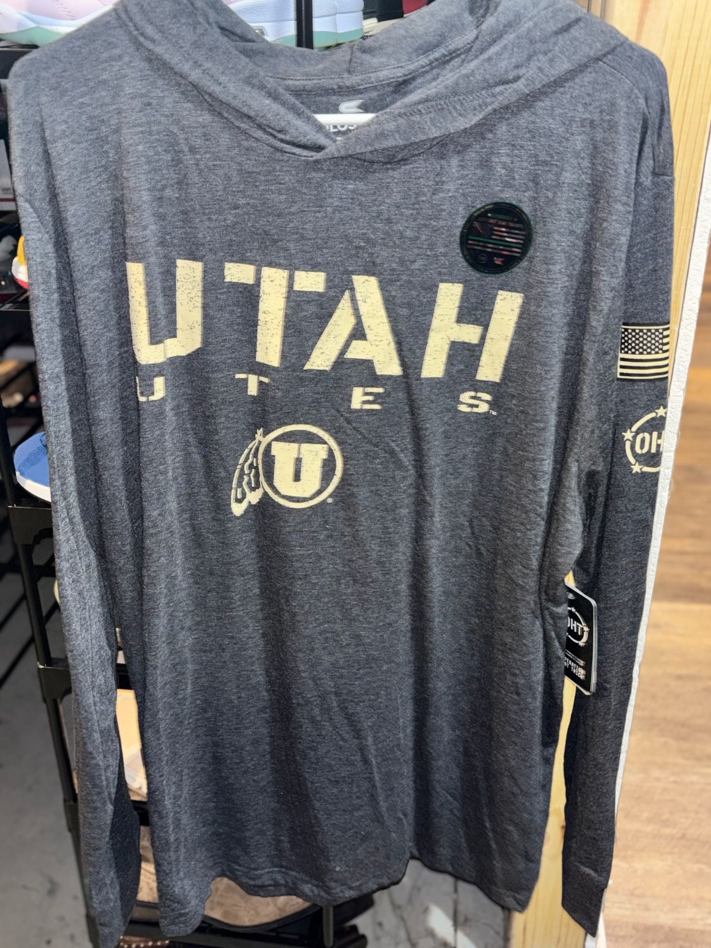 Colosseum Utah Utes OHT Hoodie Size XL Long Sleeve Military Appreciation 2