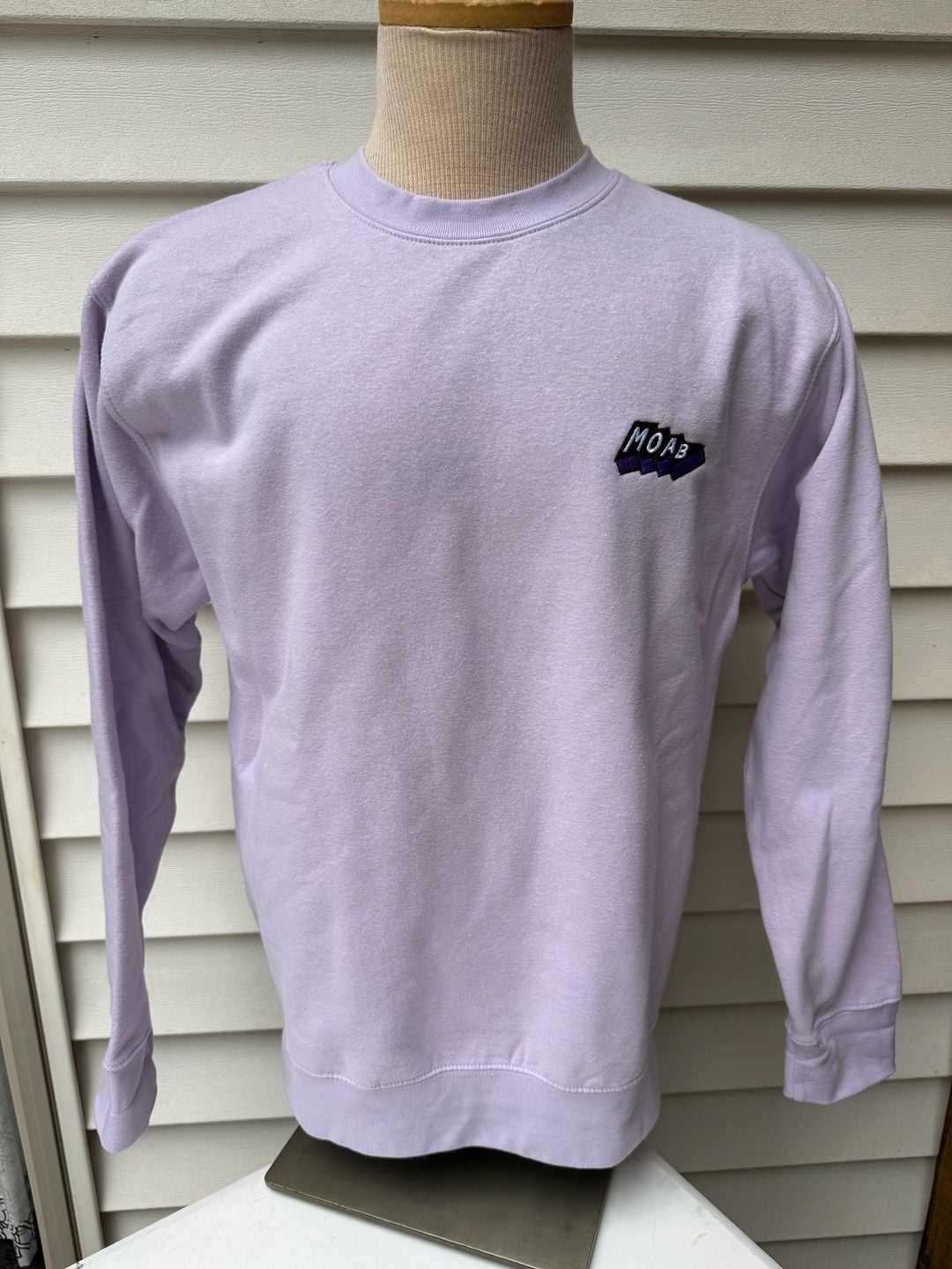 Moab Sweatshirt Lilac Purple Long Sleeve Pullover Size Medium 2