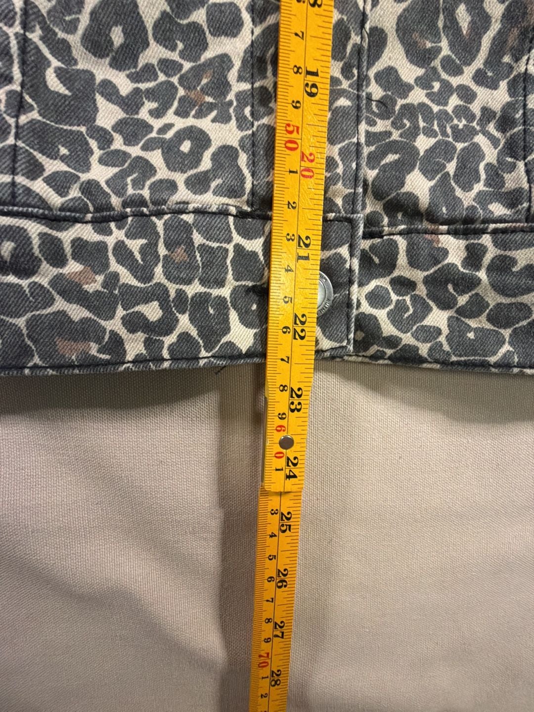 Serra Leopard Print Denim Jacket Gray Animal Pattern 3