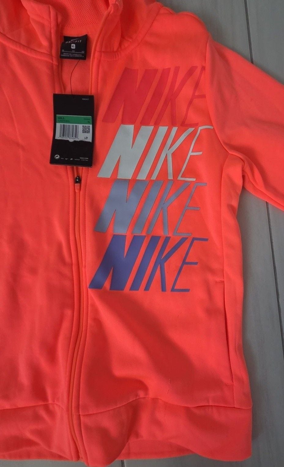 Product thumbnail 4