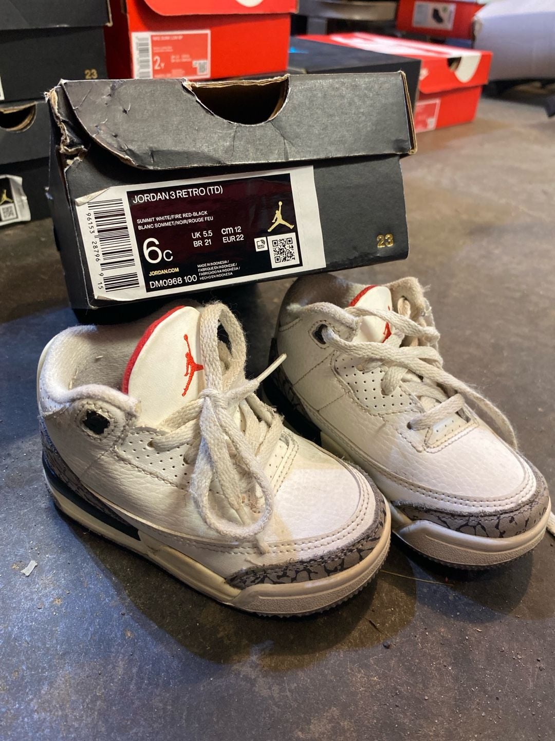 Jordan Jordan 3 Retro TD Size 6C White Cement Reimagined 2