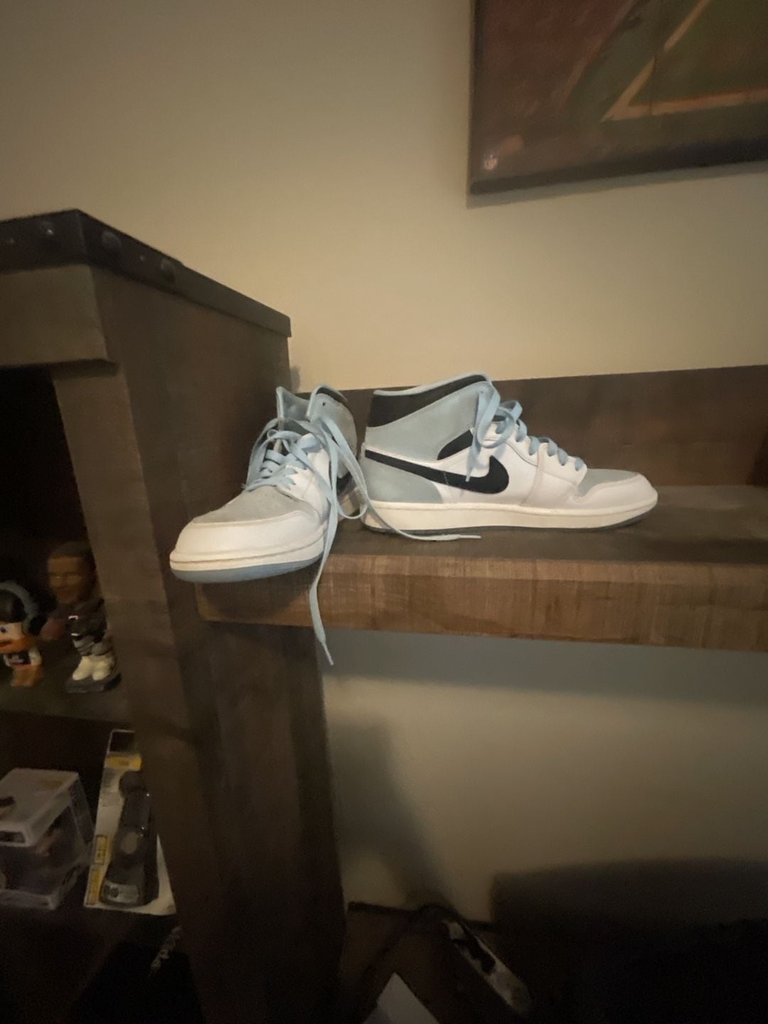 Nike Air Jordan 1 Mid SE White Ice Blue 3