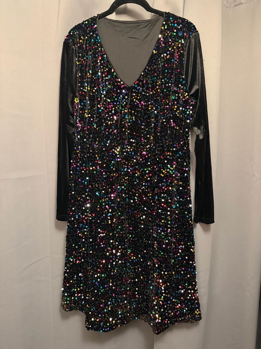 BloomChic Size 10 Medium Sequin Cover Open Back Mini Dress Black 3