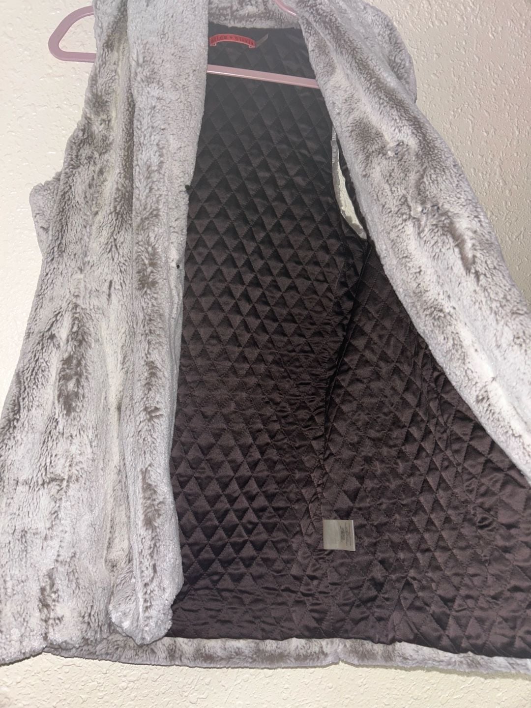 Alice + Olivia Faux Fur Vest Size S Gray Quilted 6
