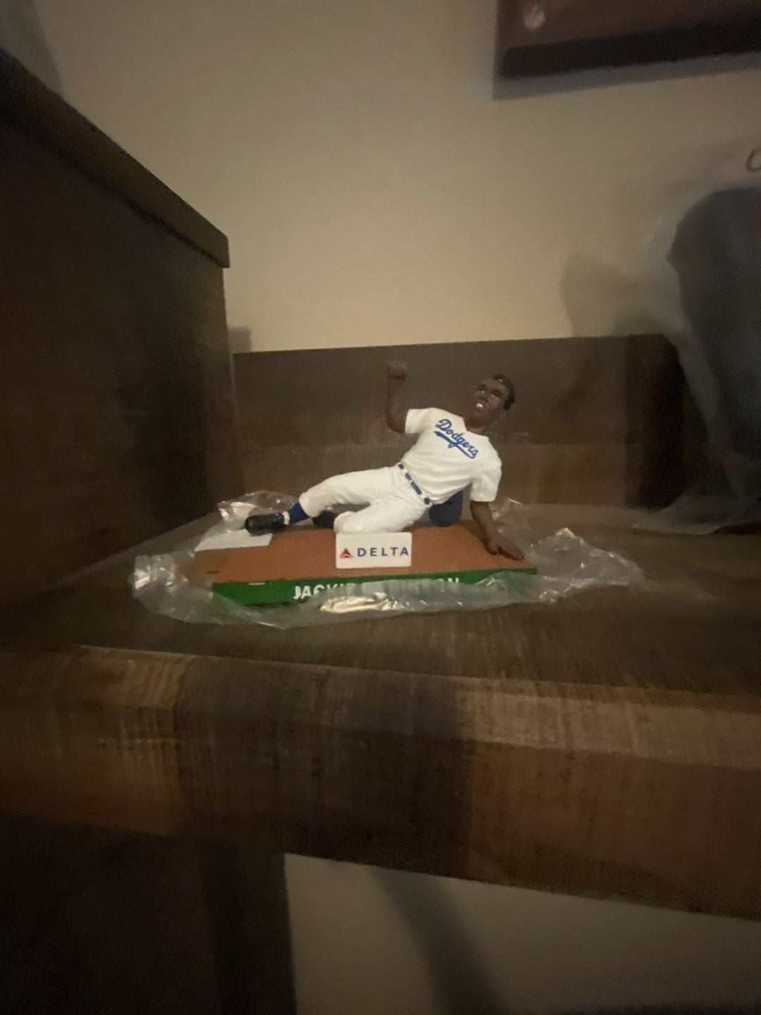 Jackie Robinson Barrier Breakers Figurine Atlanta Braves Delta Giveaway 2