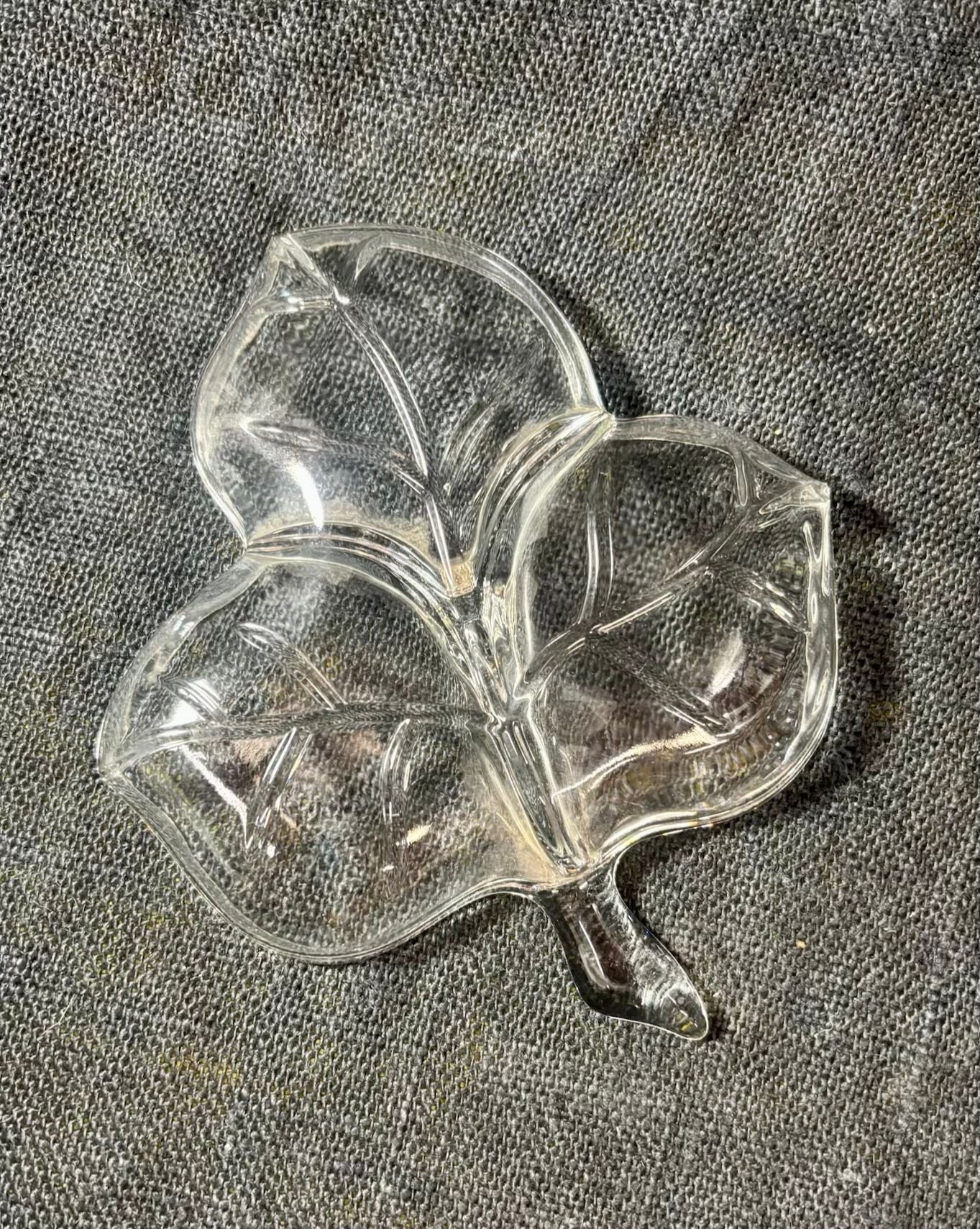 Hazel Atlas Clear Glass Ivy Leaf 3 Part Divided Dish 5