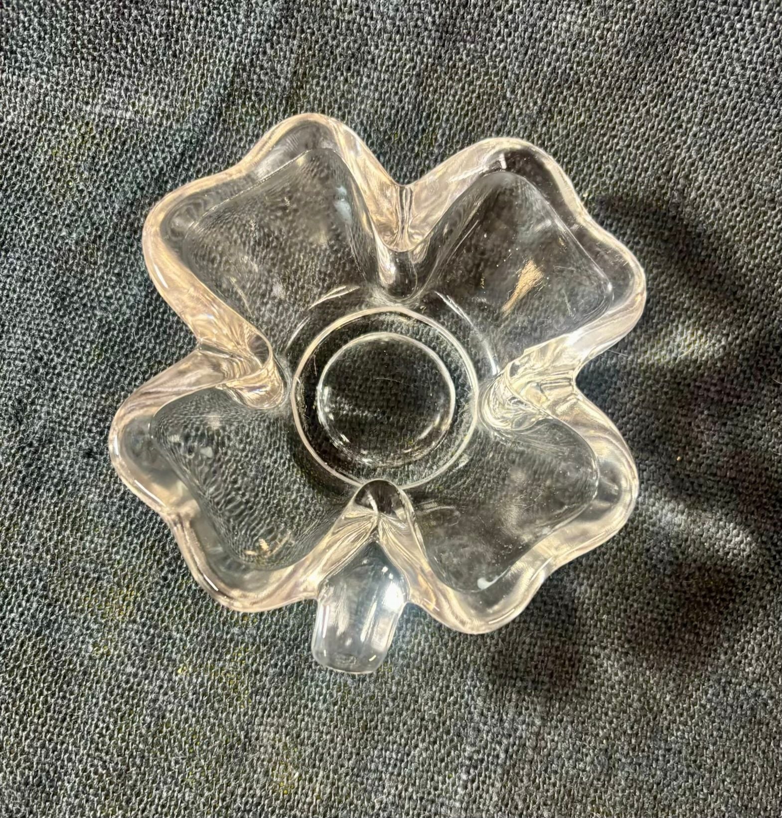 Vintage Clear Glass Four Leaf Clover Dish 1