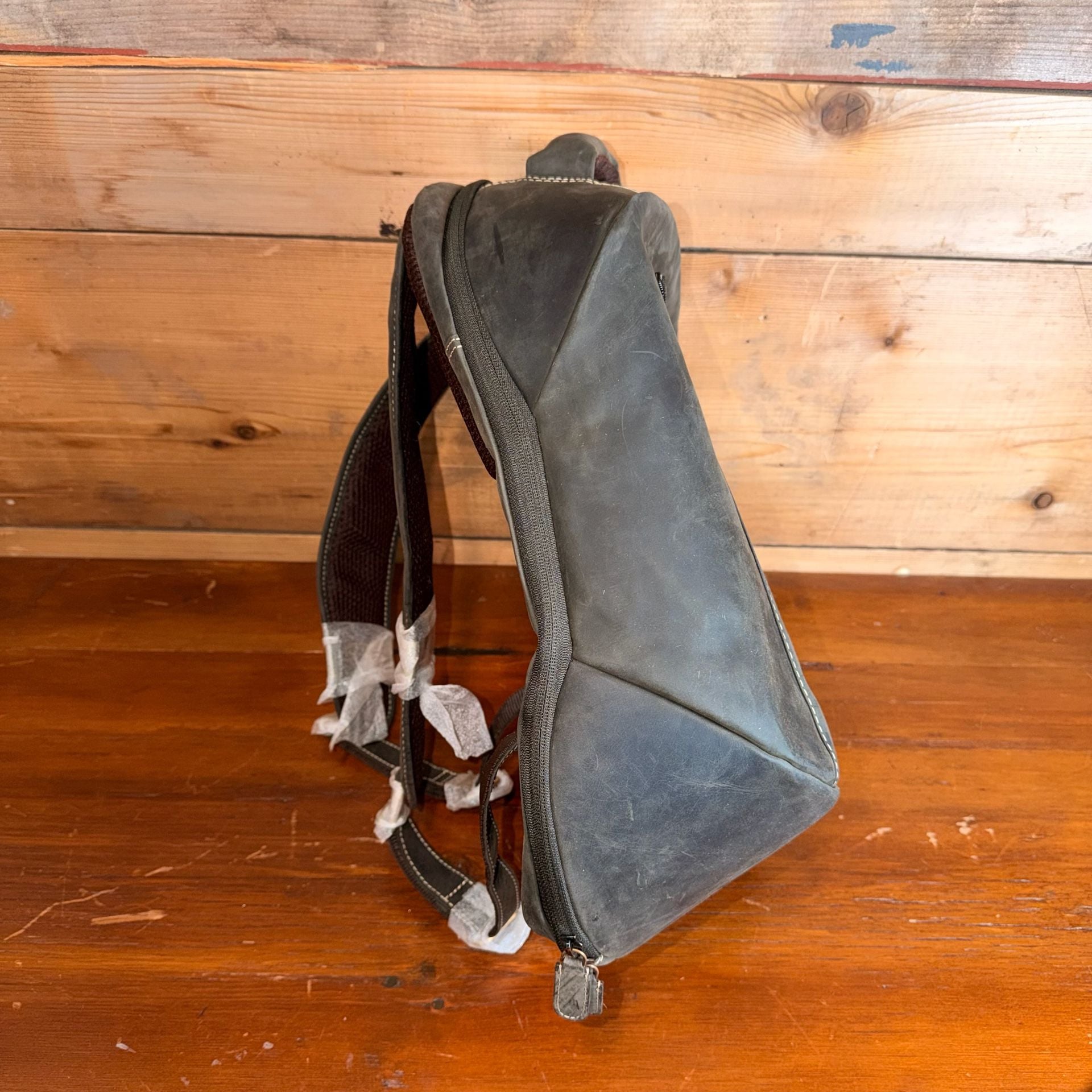 Vintage Eagle Embossed Leather Backpack Dark Brown 15 Inches 8