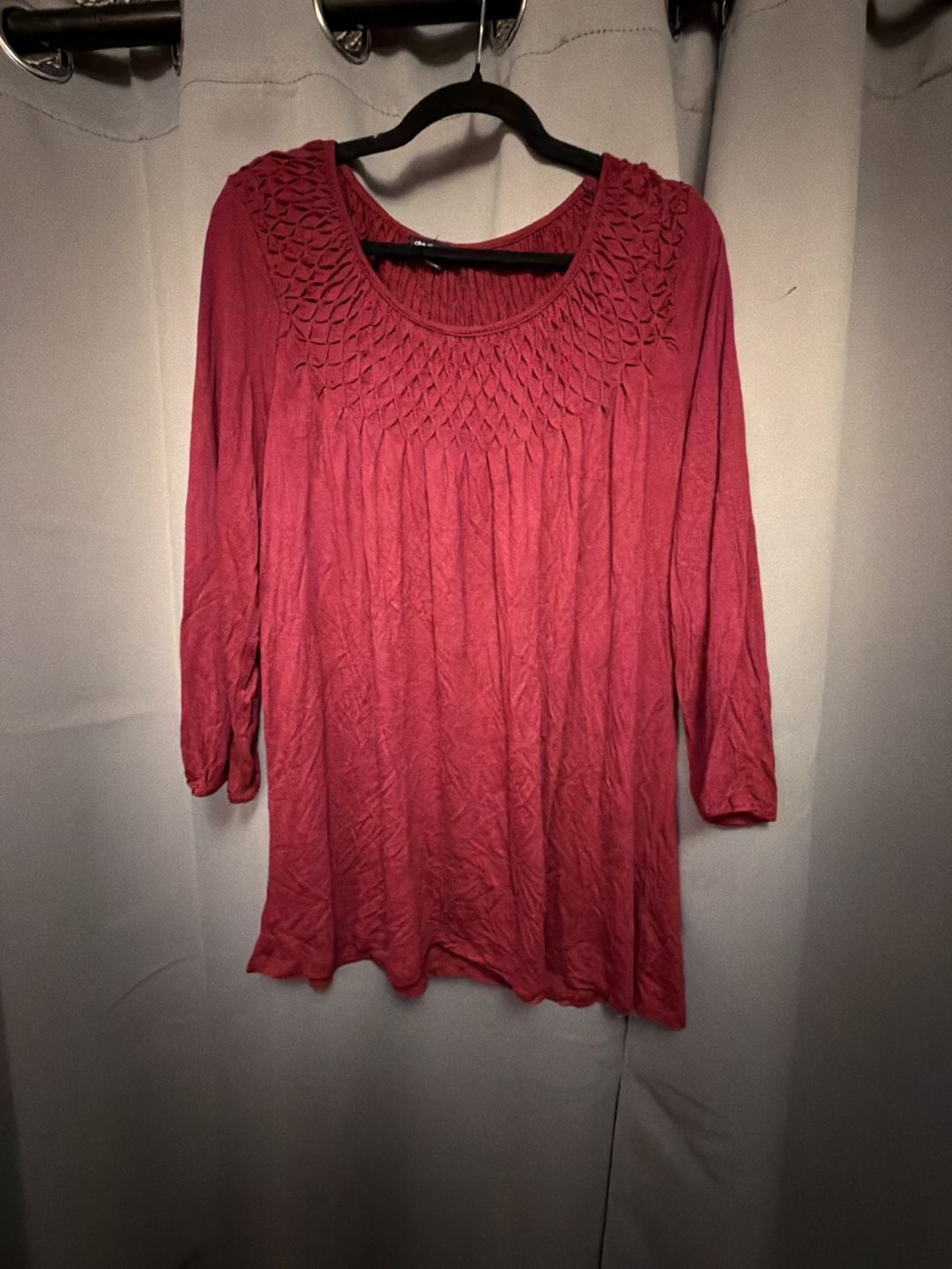 Cha Cha Vente Smocked Top Size 1X Red Rayon 3/4 Sleeve Tunic Top 2