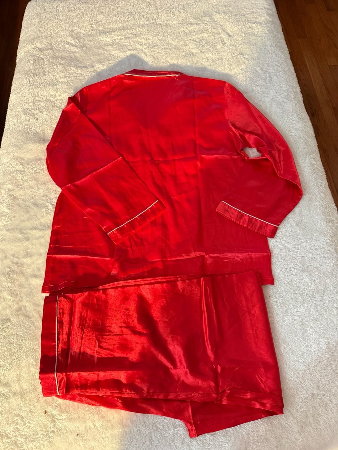 MYGBCPJS 2 Piece Kids Satin Pajamas Set Button-Down Sleepwear Loungewear PJS Shorts Sleeve Tops + Pants, Pajamas Set.
2