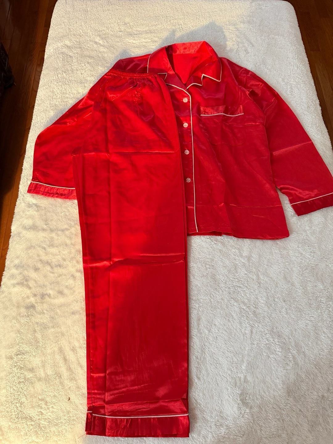 MYGBCPJS 2 Piece Kids Satin Pajamas Set Button-Down Sleepwear Loungewear PJS Shorts Sleeve Tops + Pants, Pajamas Set.
3