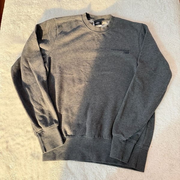New Balance Sweatshirt Size S Dark Grey Logo Crewneck