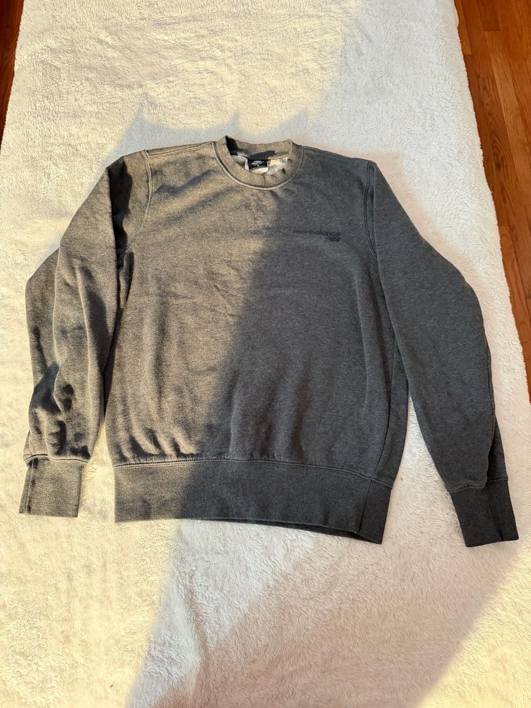 New Balance Sweatshirt Size S Dark Grey Logo Crewneck 4