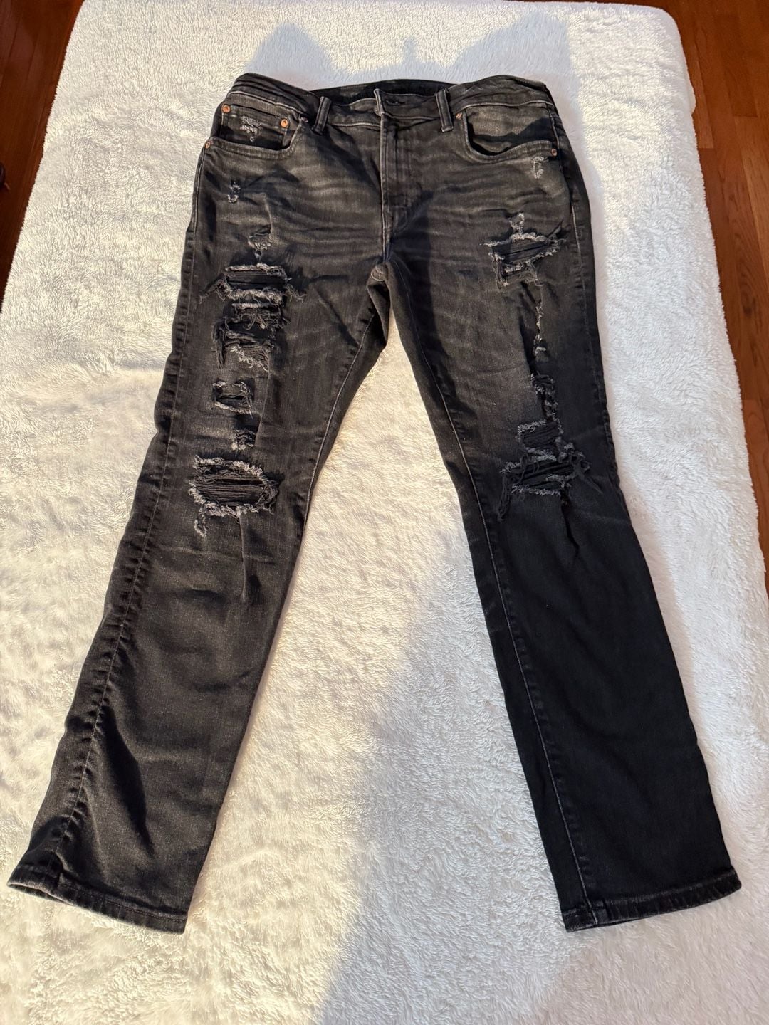 American Eagle Slim Jean Size 36x30 Black Distressed Denims 2