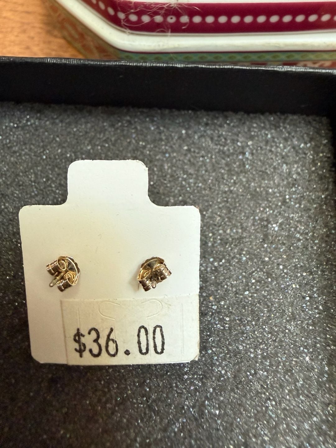 Product thumbnail 4