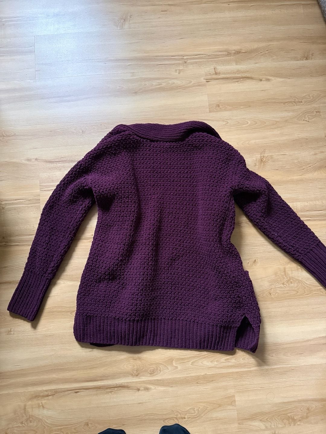 SO Sweater Cardigan Size S Purple Burgundy Open Front Knit Pocket 3