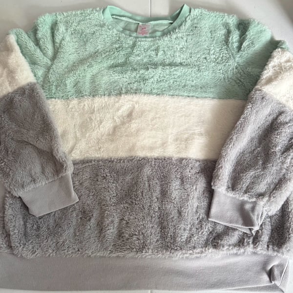 No Boundaries Fuzzy Pullover Sweater Juniors XL/XG 15-17 Colorblock Fleece Top