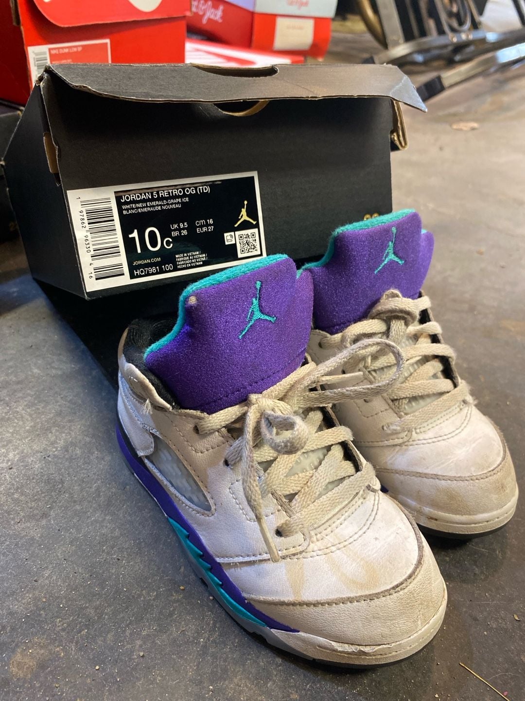 Jordan 5 Retro OG TD Grape Size 10C White New Emerald 1