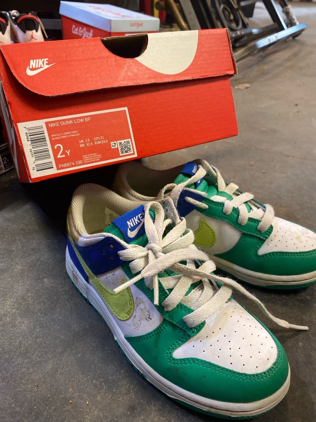 Nike Dunk Low BP Size 2Y Stadium Green Royal Lemon 1