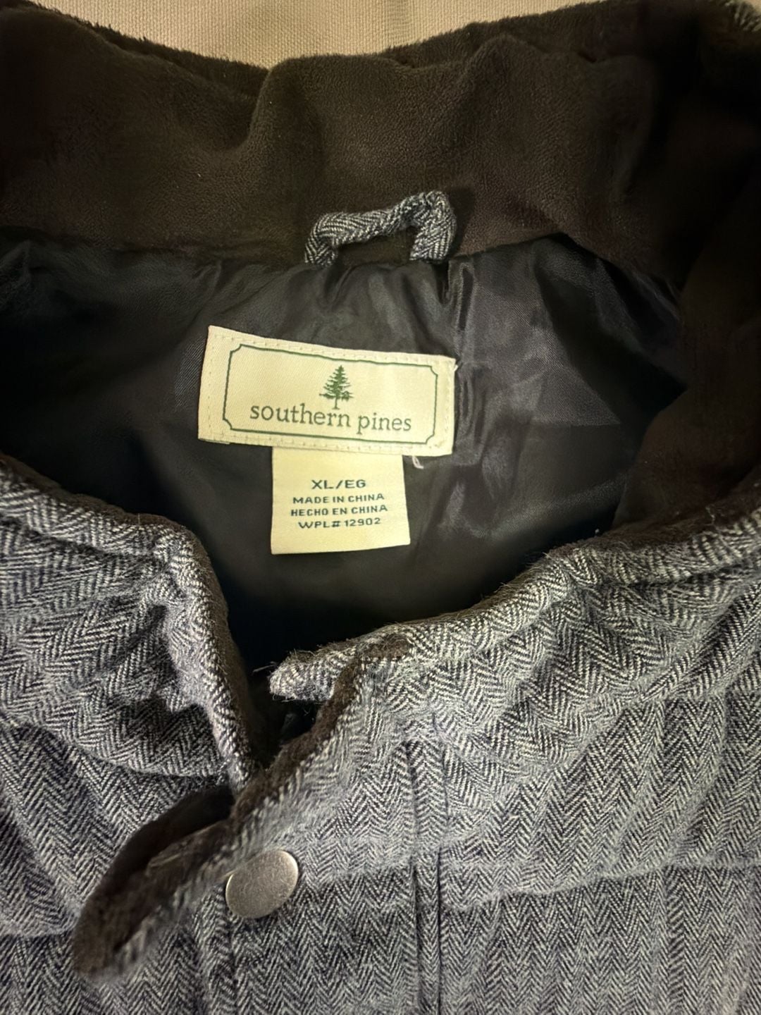 Southern Pines Quilted Vest Size XL Grey Herringbone Snap Puffer 3