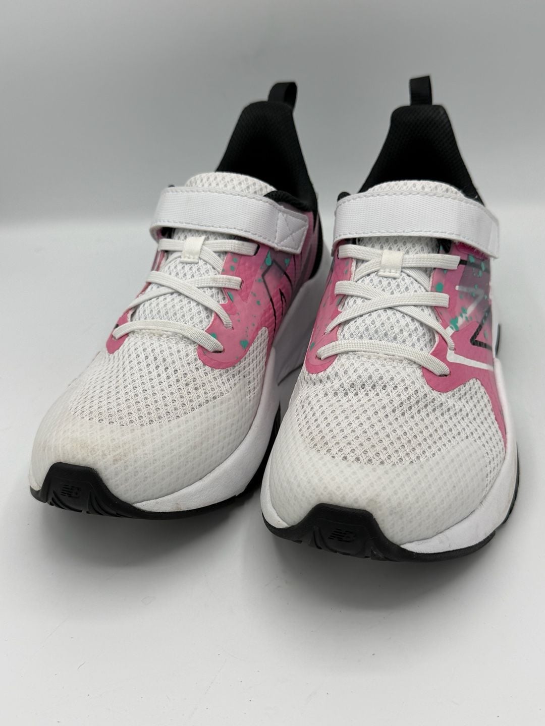 New Balance YTRAVFP2 Big Kids 5.5 White Pink Teal Strap Athletic Sneakers 2