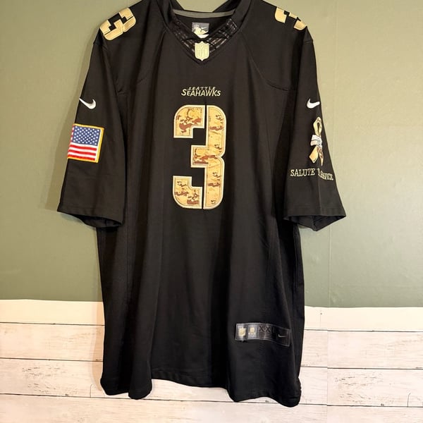  Seattle Seahawks Russell Wilson 3 Salute to Service Camo Jersey XXL