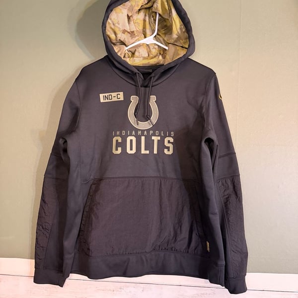 Indianapolis Colts Size XL Salute To Service Camo Hoodie
