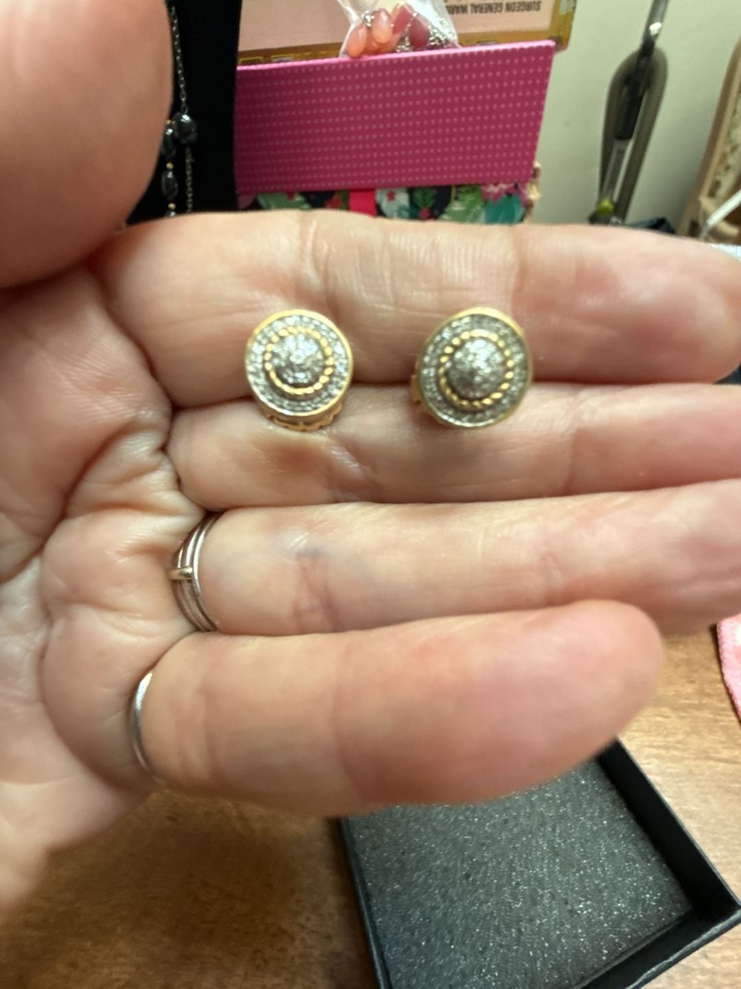 10K 0.24CT 10MM Yellow Gold Round Diamond Screw-Back Earrings – , 2