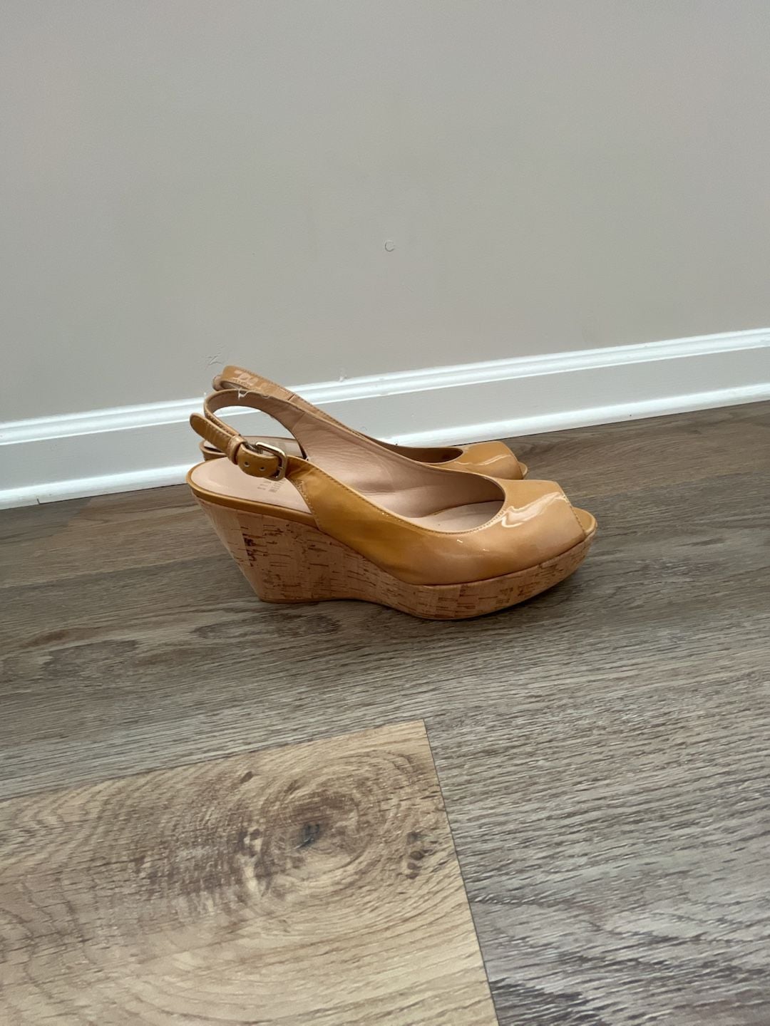 Stuart Weitzman Jean Wedge Sandals Beige Patent Leather Peep Toe Slingback 2