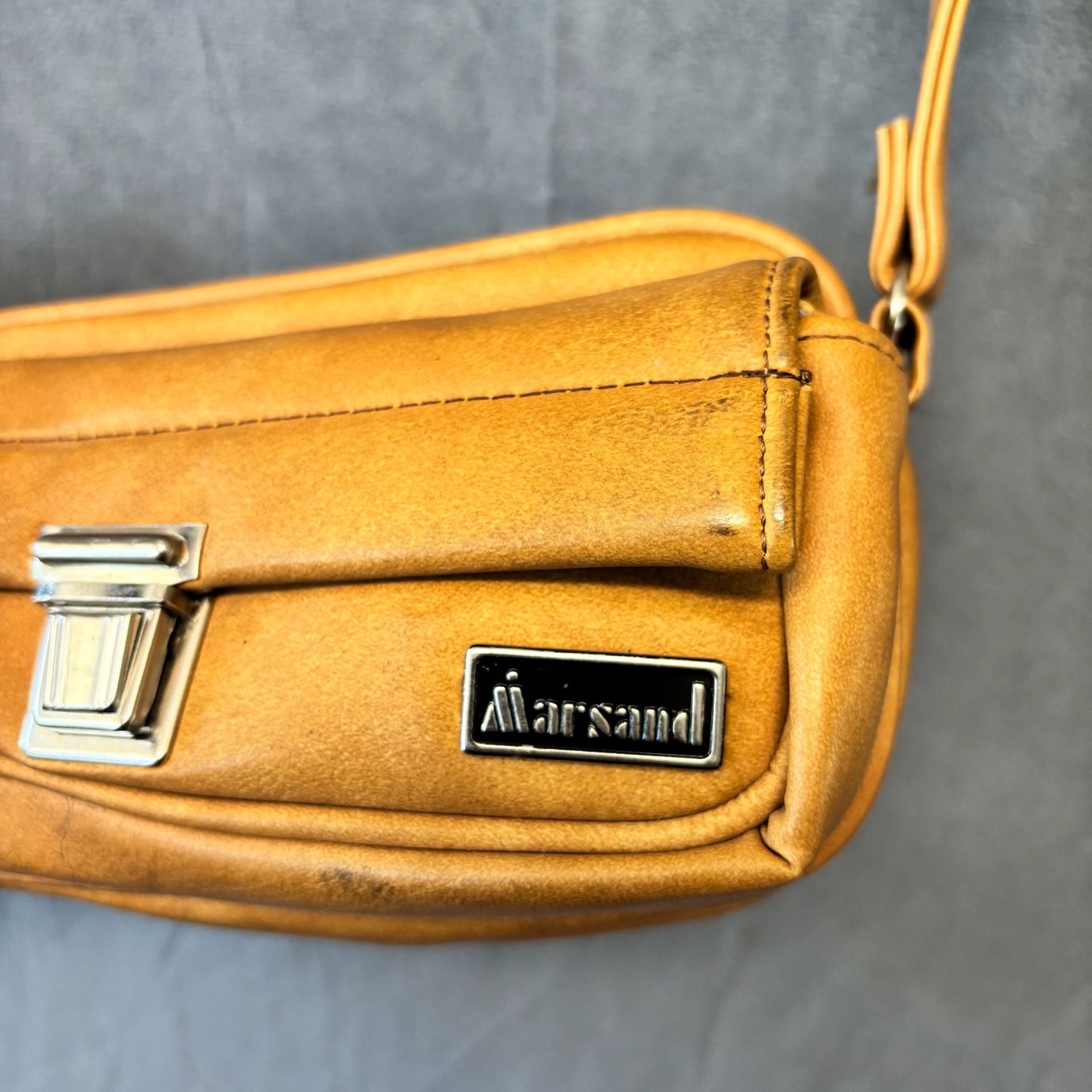 Marsand Vintage Tan Leather Camera Bag Crossbody 4