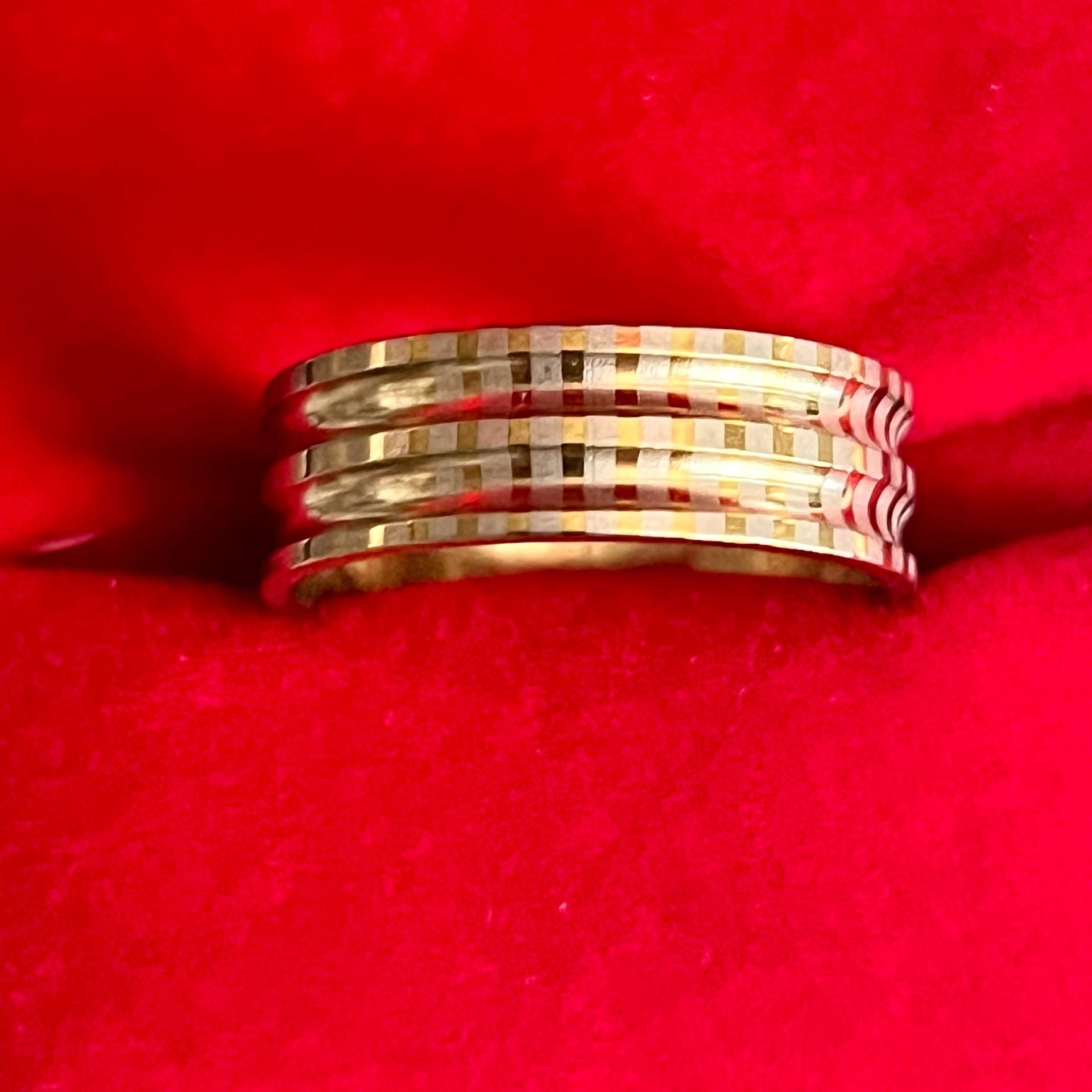 Vintage Multi-Tone Gold Diamond Cut Wedding 6mm Band Ring Size 11 2