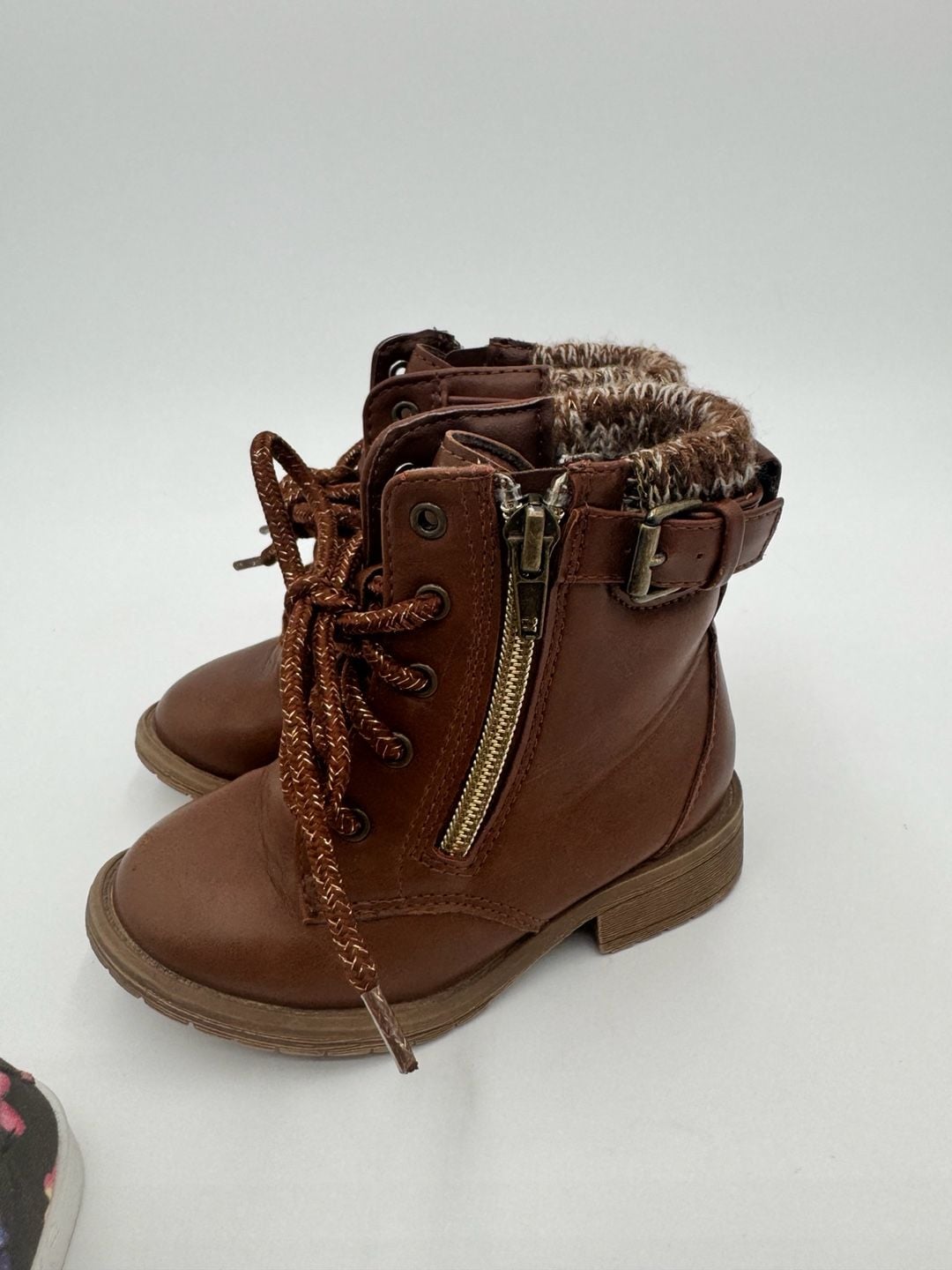 Product thumbnail 4