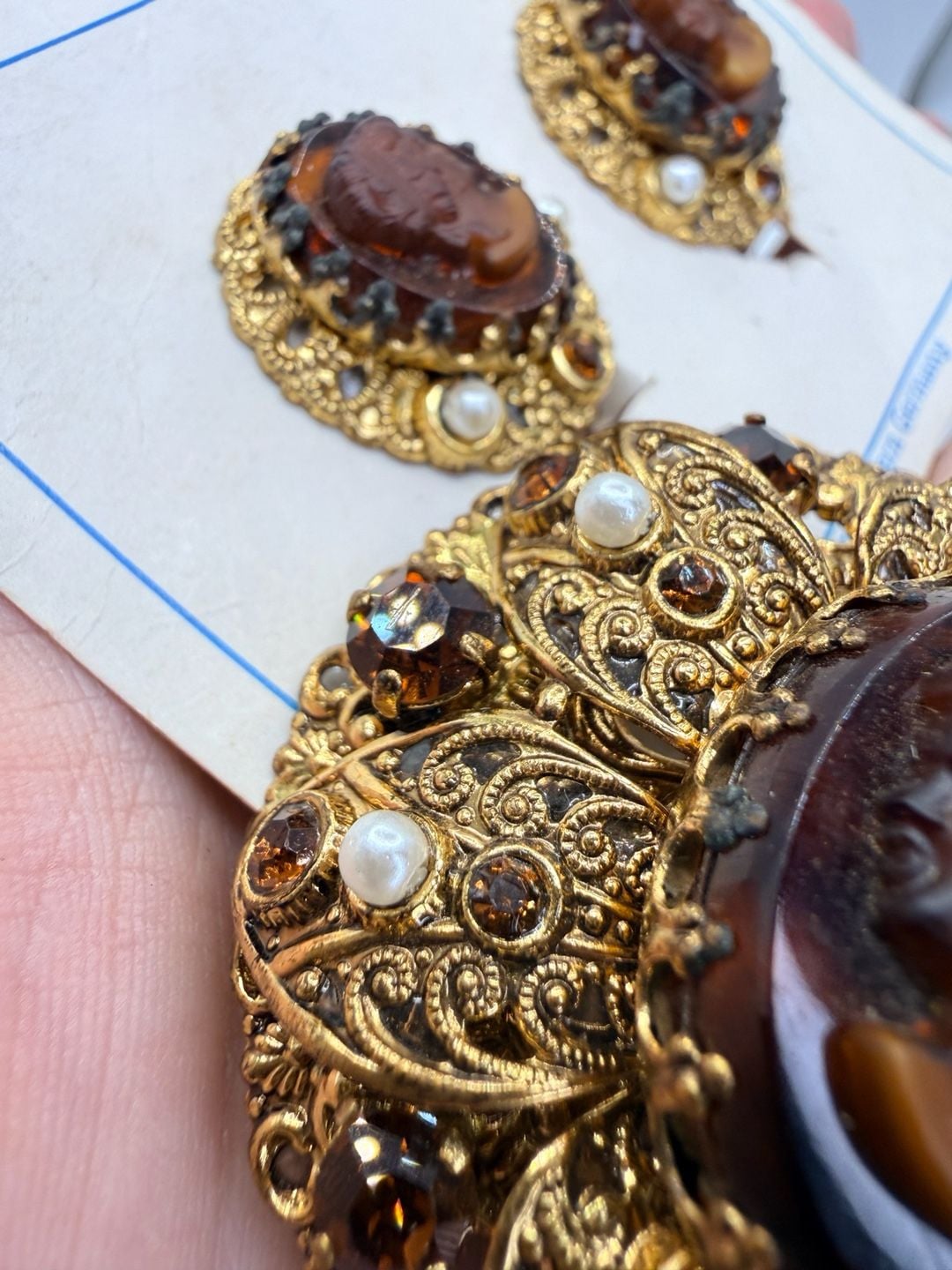 Vintage West Germany Cameo Brooch And Earrings Set 2