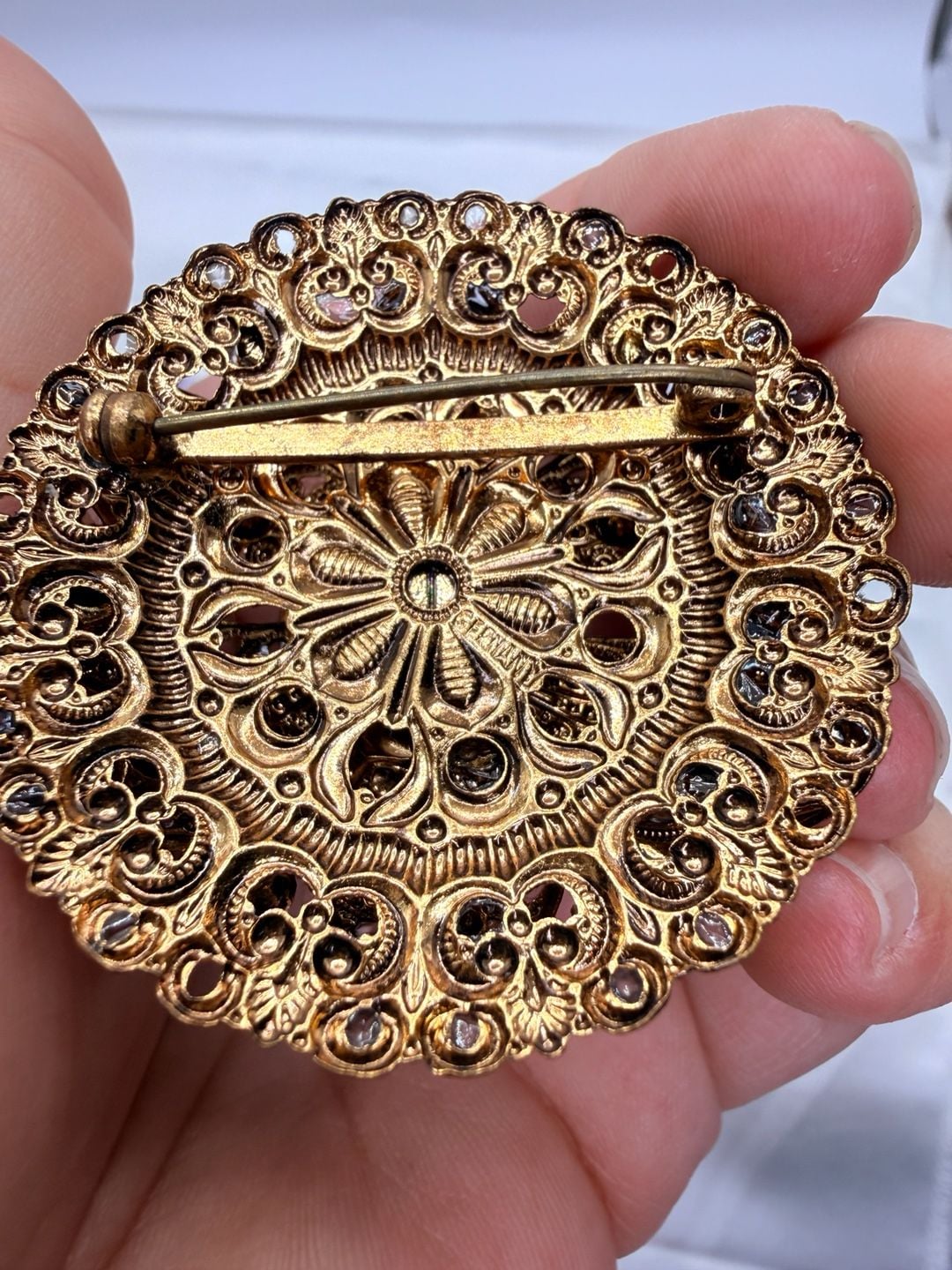 Vintage West Germany Cameo Brooch And Earrings Set 7