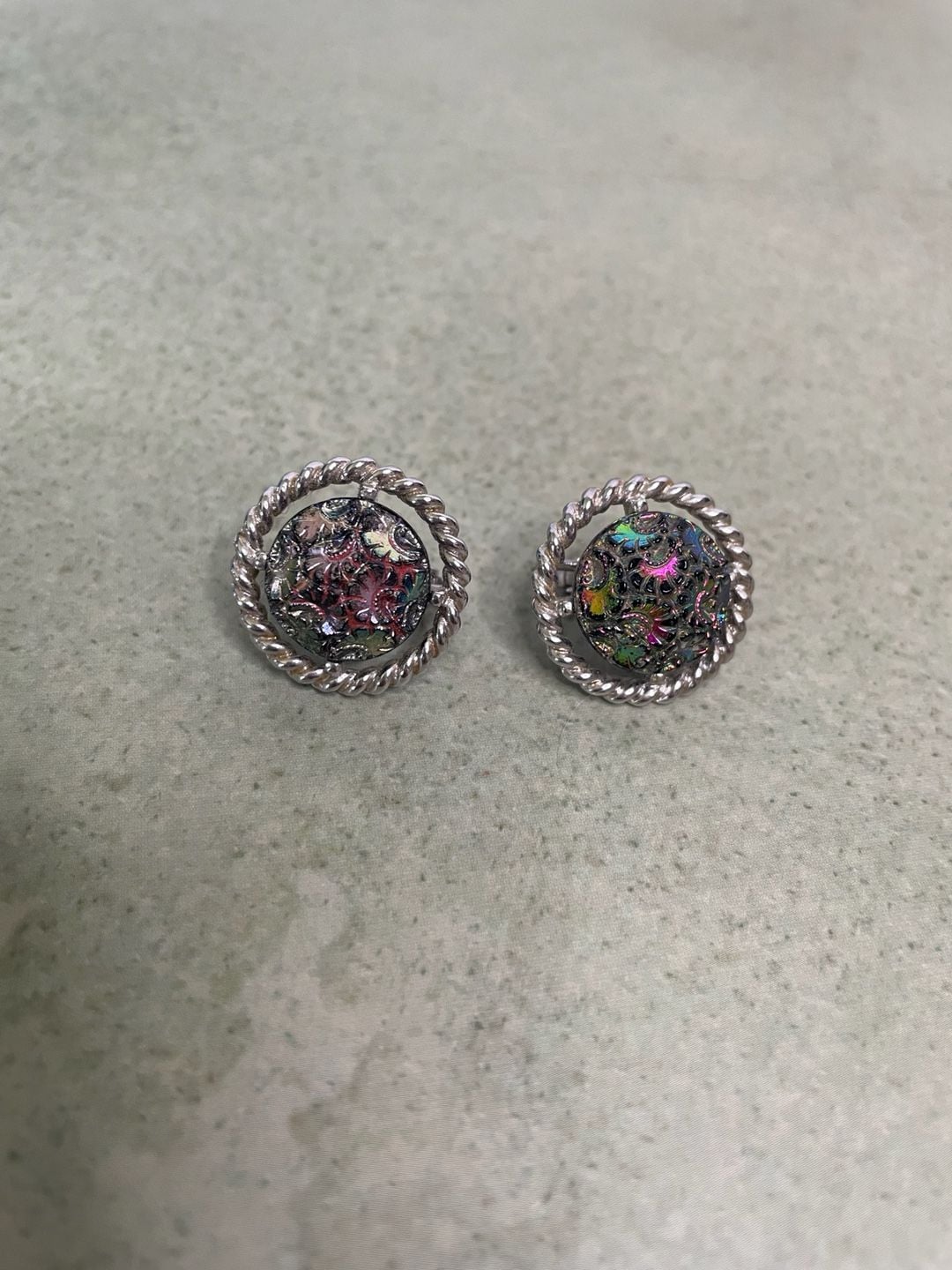 Sarah Coventry Northern Lights Clip Earrings Iridescent Glass 6