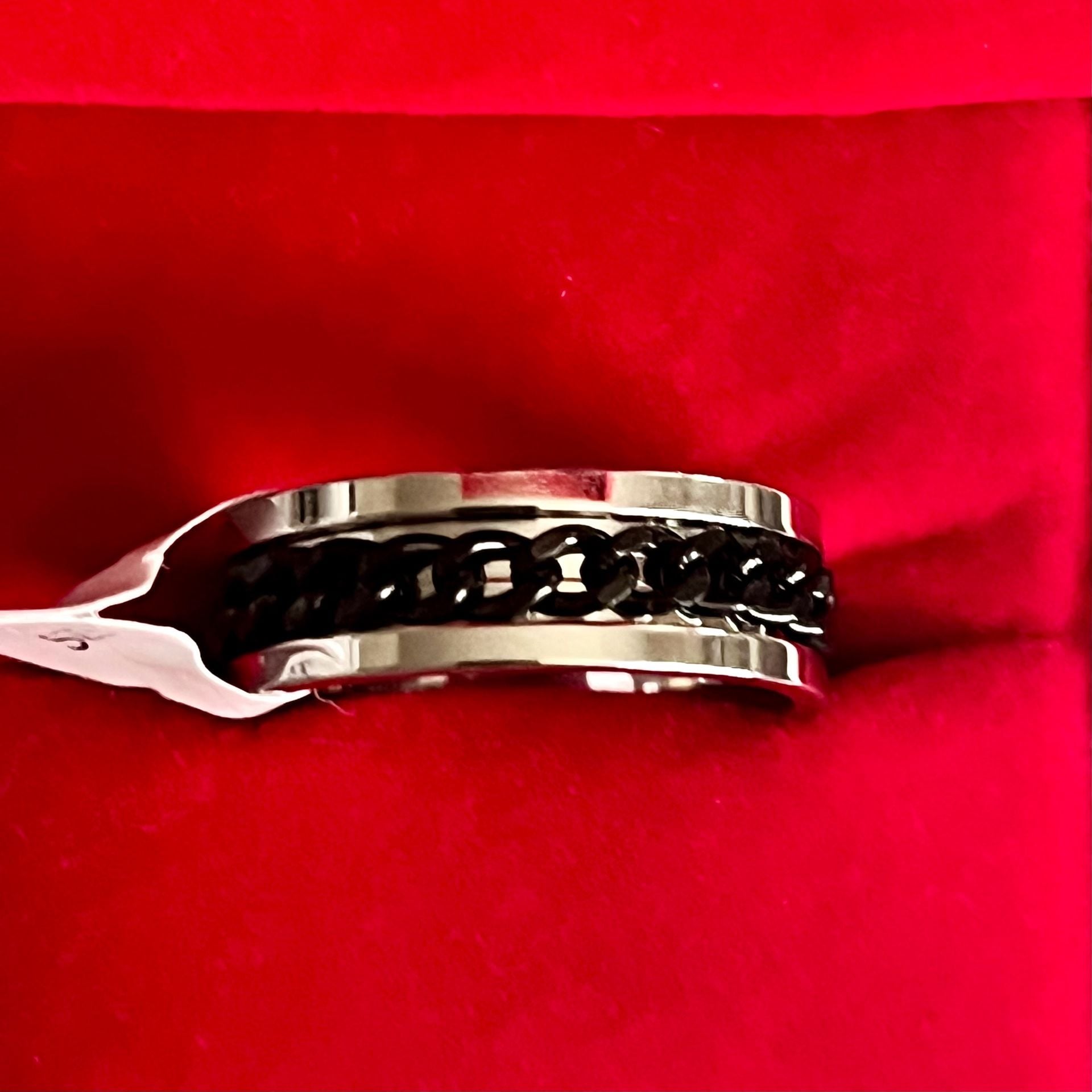 Titanium Steel Spinner 6mm Ring Size 11 Black Chain 1