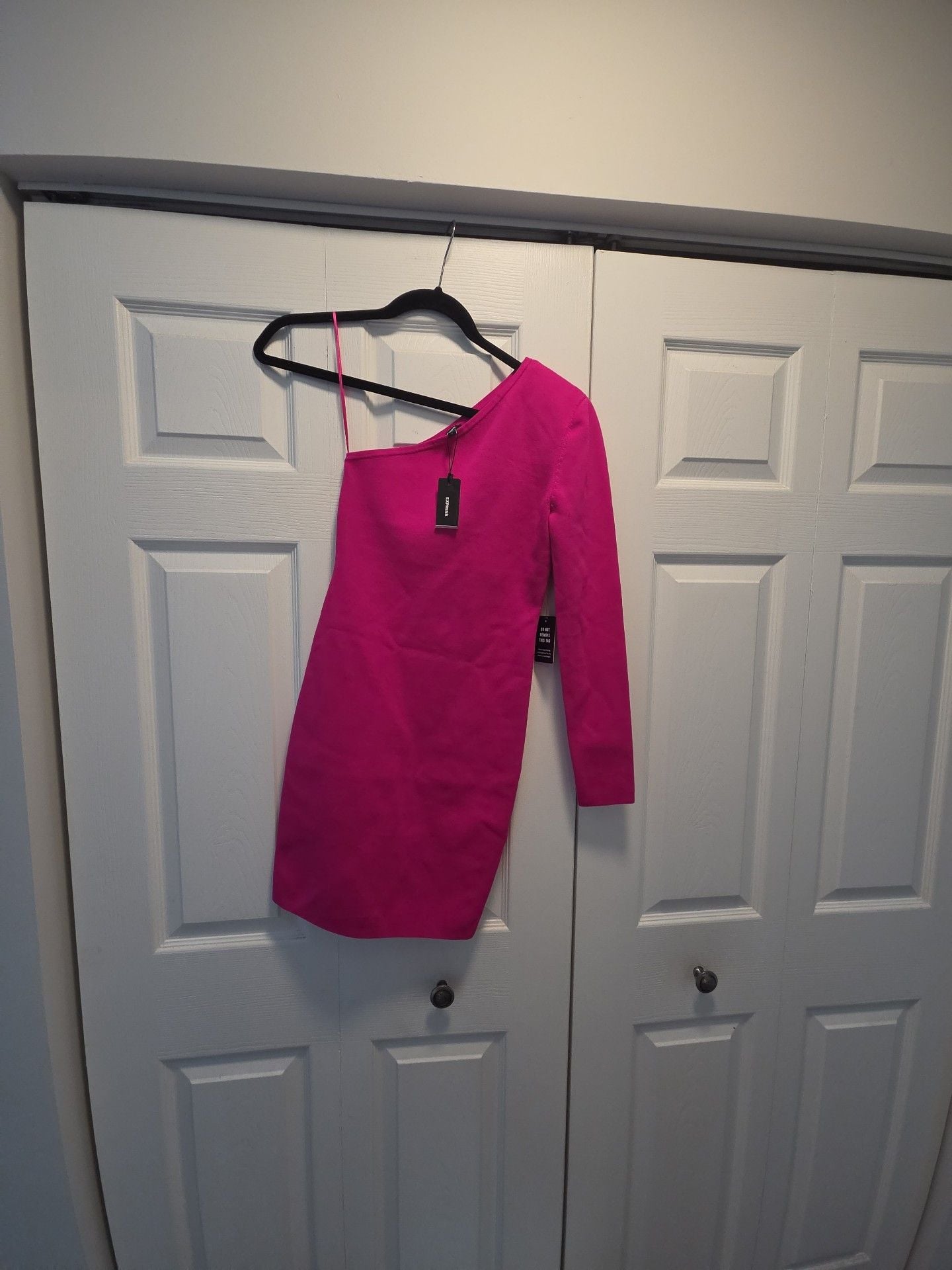 Express One-Shoulder Dress Size S Hot Pink Long Sleeve Mini 3