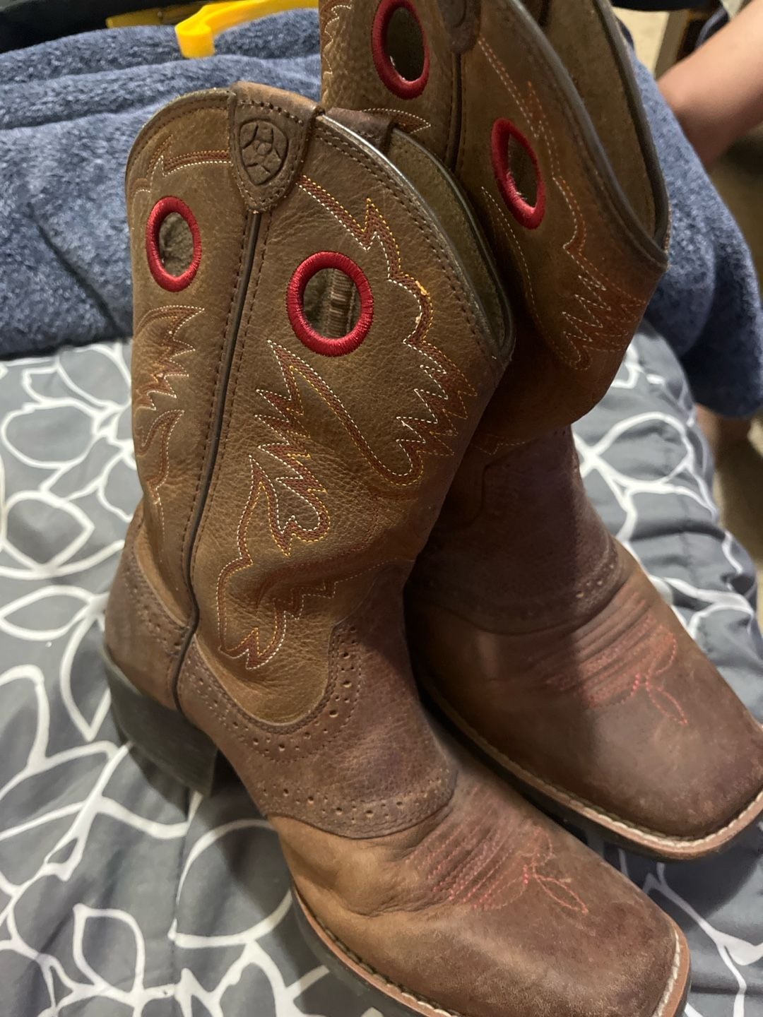 Ariat Brown Leather Square Toe Western Cowboy Boots 1