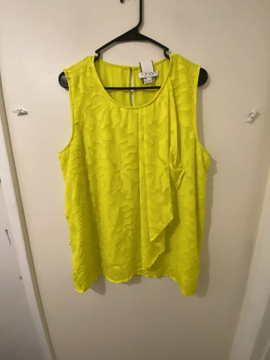 Chaus New York Sleeveless Blouse Size L Yellow 2